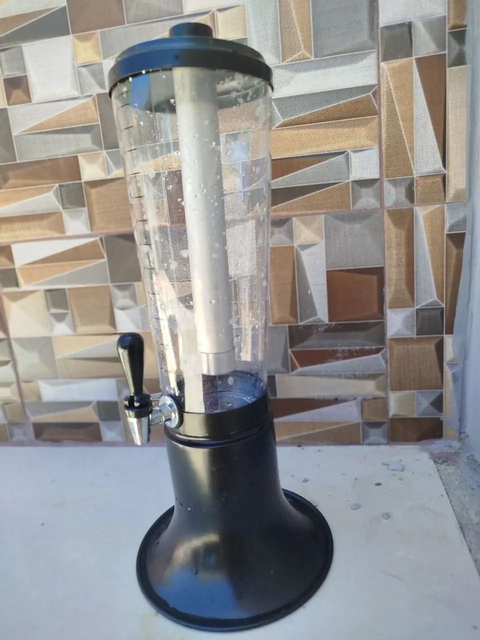 Torre de chopp doutor beer 3,5 L preta com 1 refil em alumínio ...