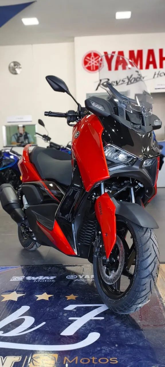 Nova XMAX 300 CONNECTED - 2027 - 0km -