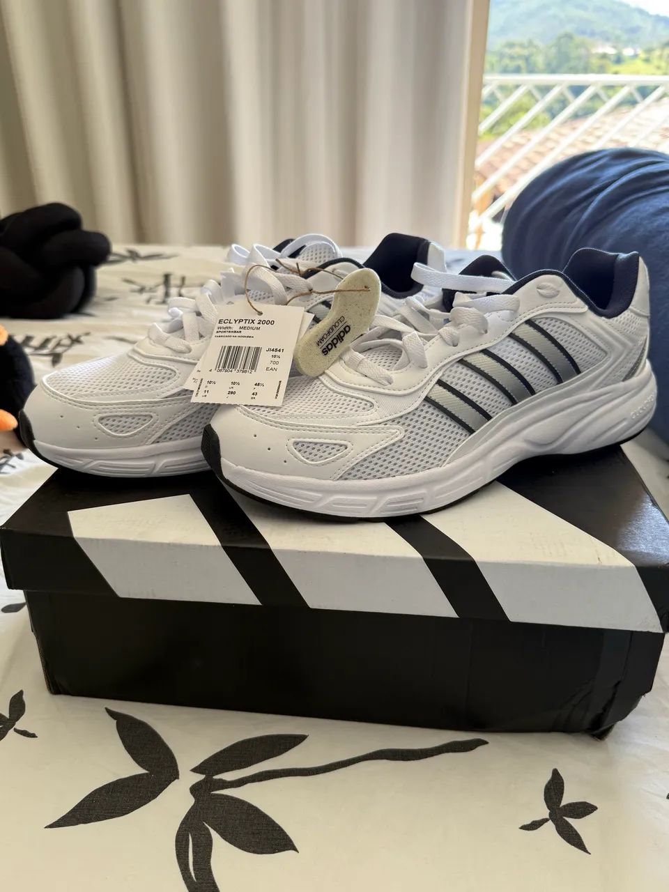 Tênis Adidas 