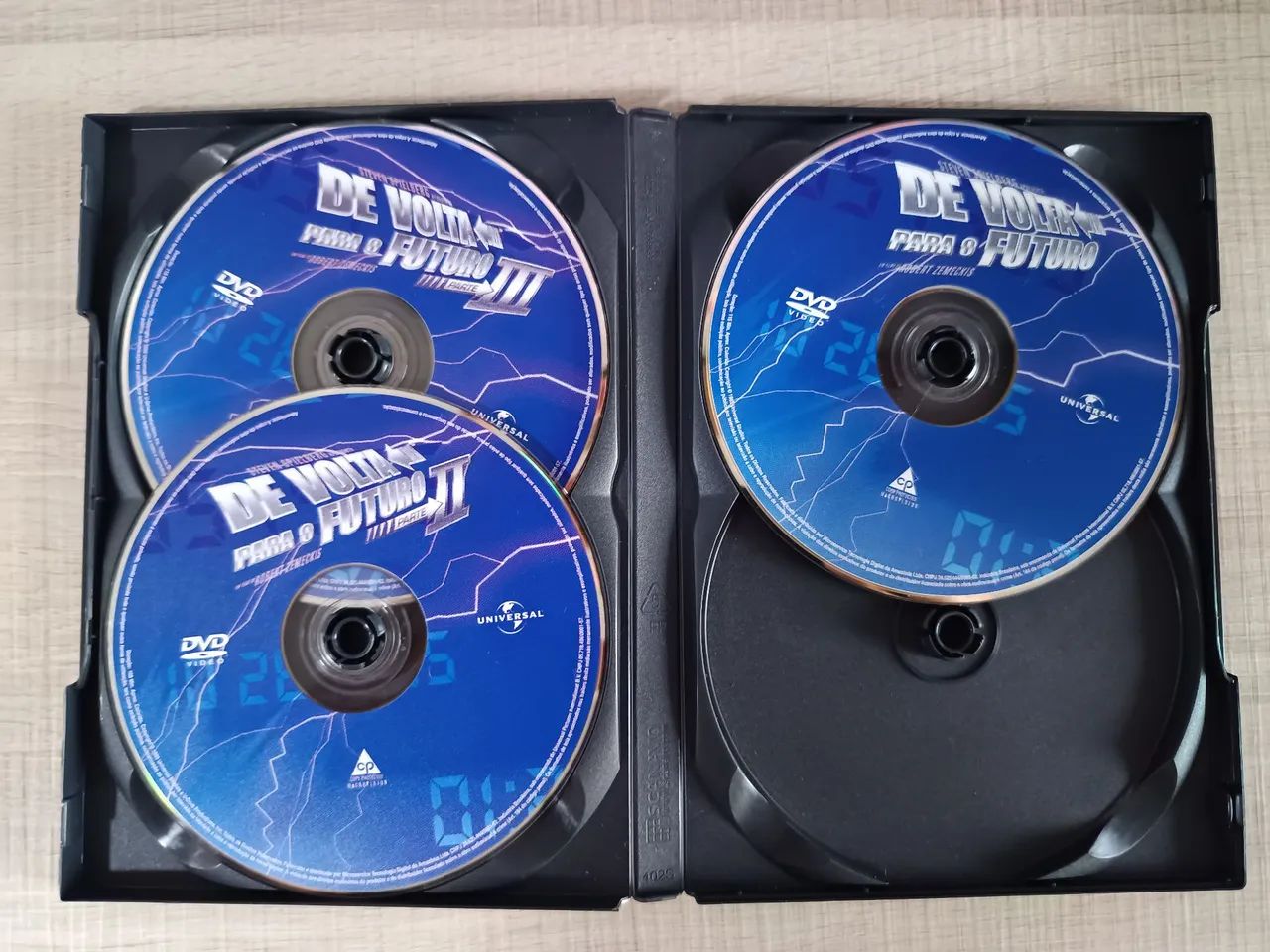 Coletânea DVD De volta para o futuro - Foto 2