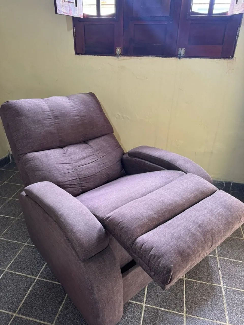 Poltrona Retrátil e Reclinavel  - Foto 3