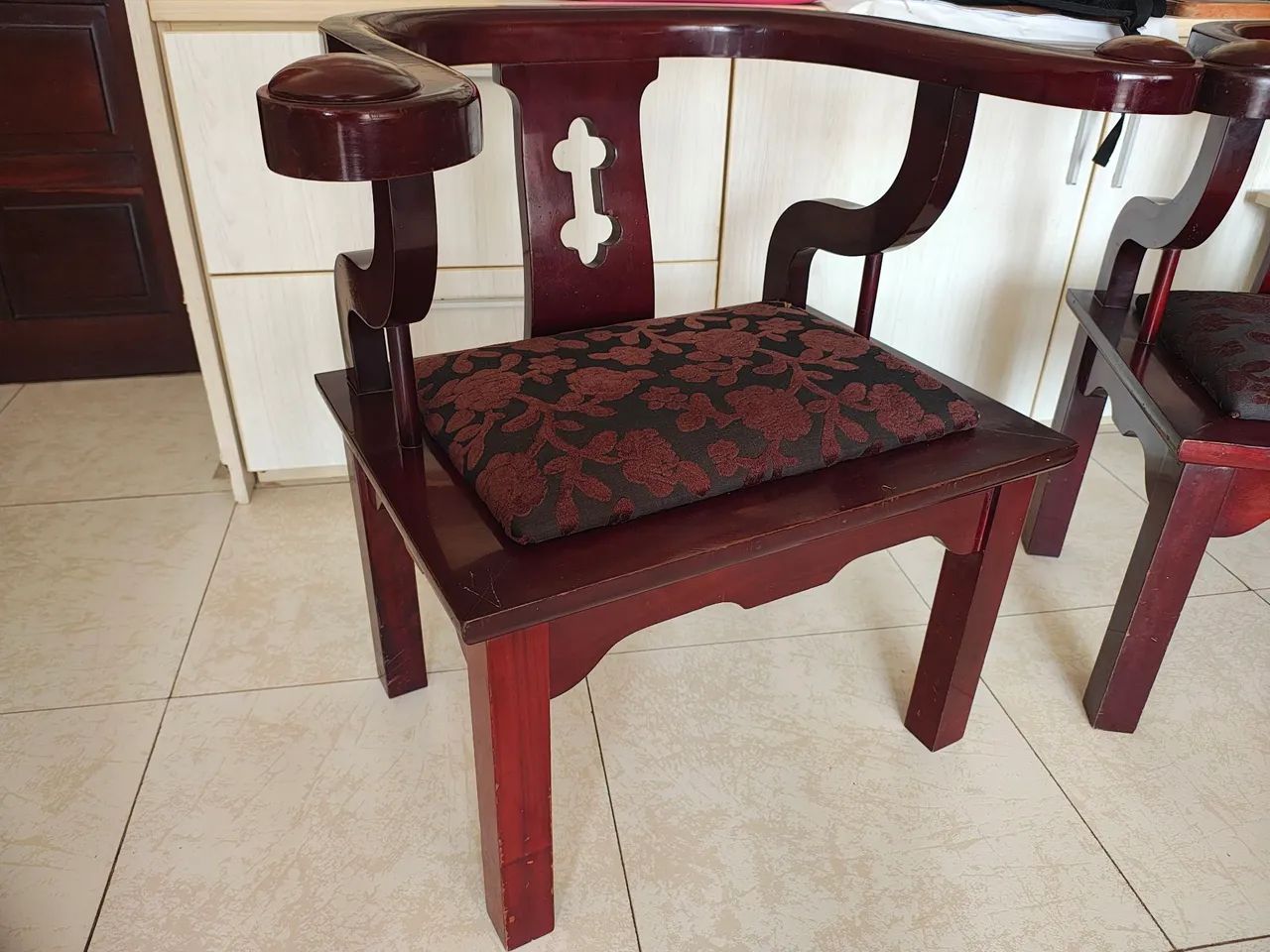 Cadeiras/poltronas de madeira nobre - Foto 3