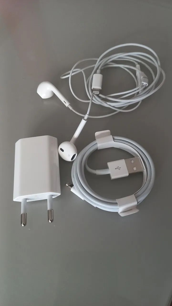 Kit Original Apple - Carregador 20W + Cabo + EarPods Lightning - Foto 2