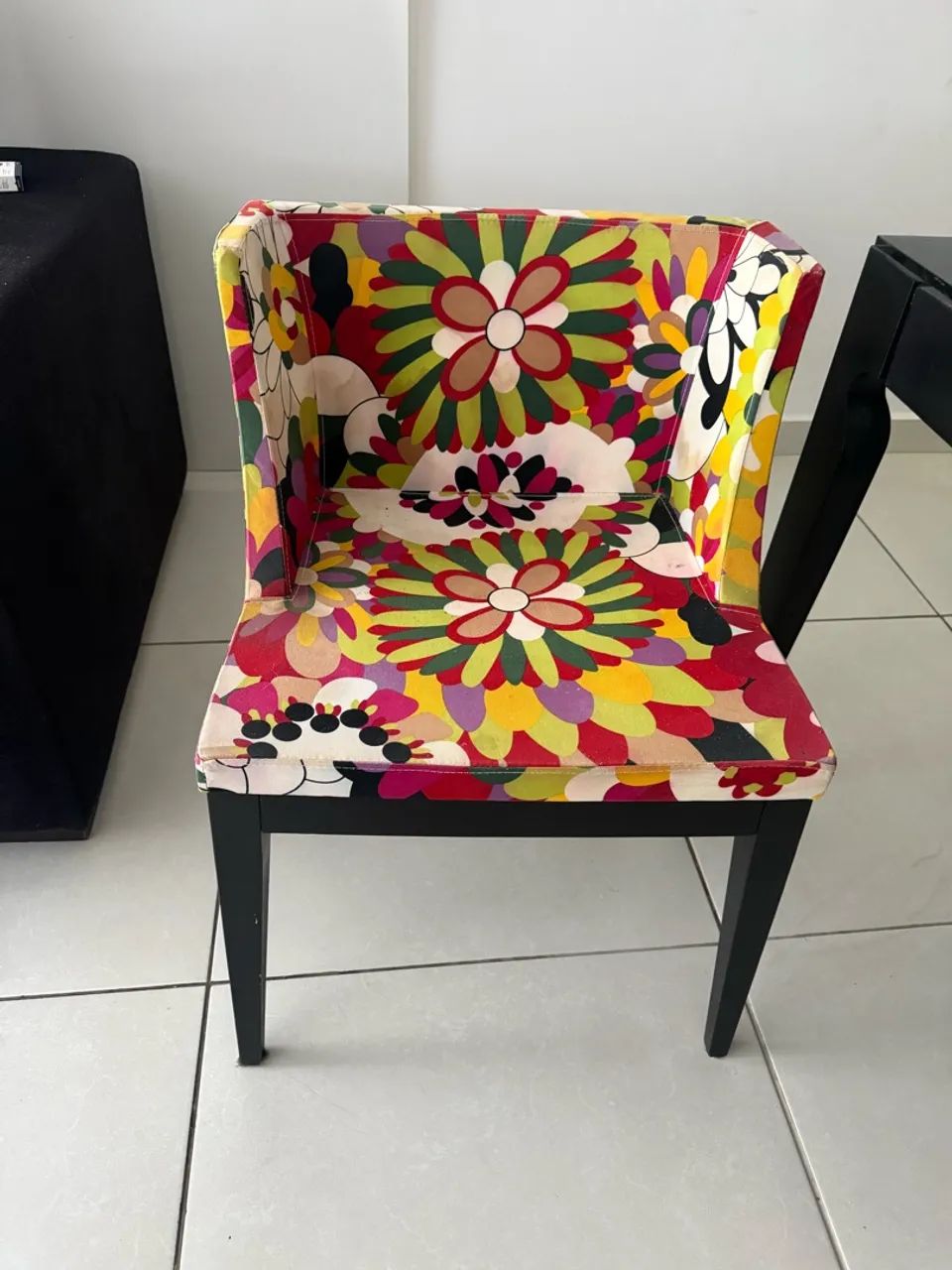 4 cadeiras estilo poltrona coloridas  - Foto 2