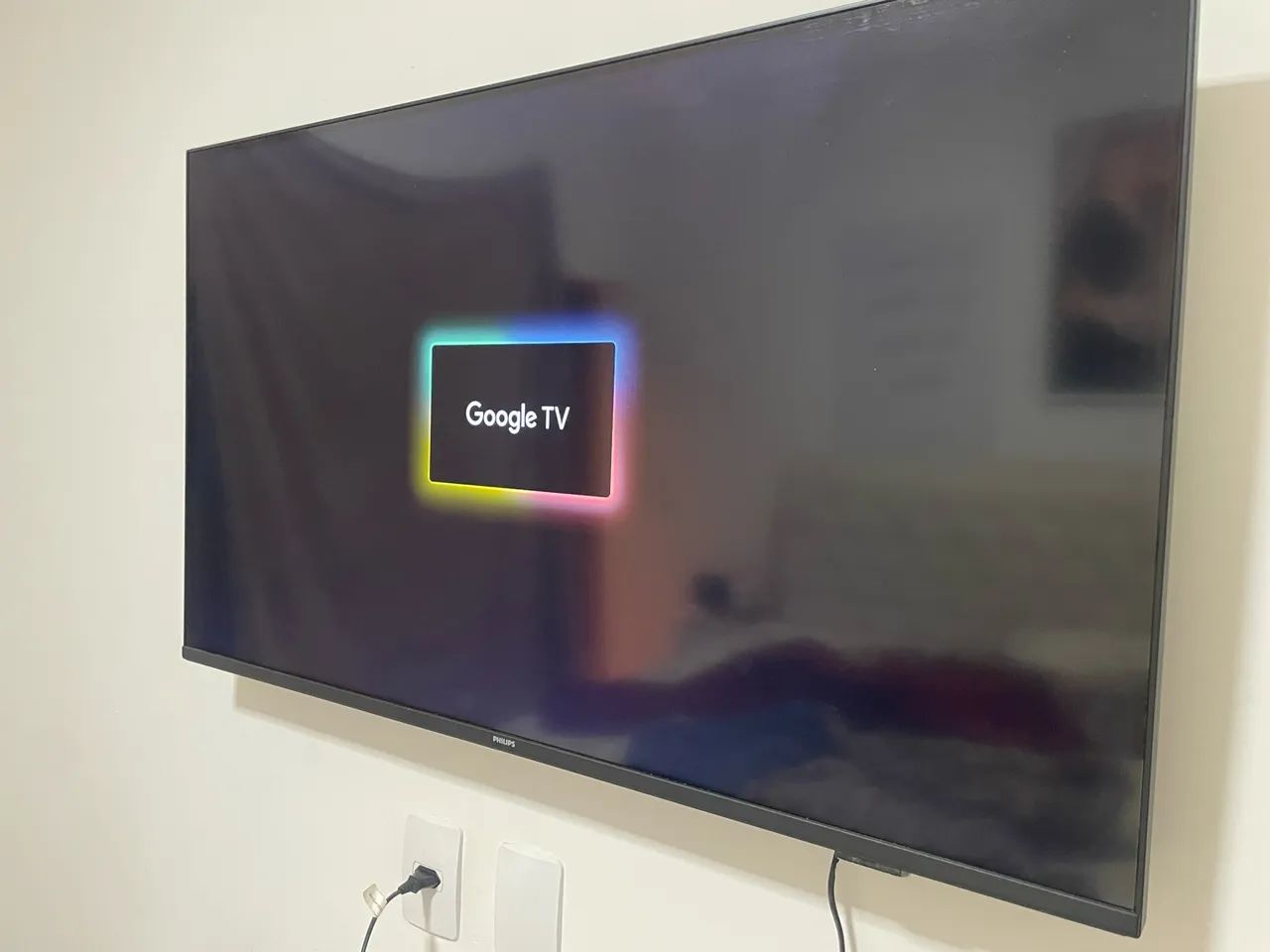 Vendo TV 43 Pol Philips Ambilight