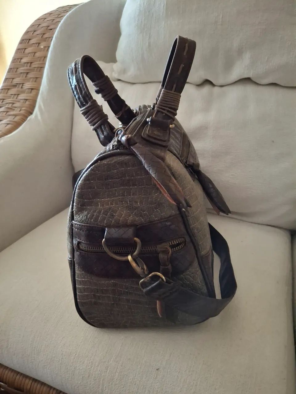 Bolsa de Couro Legítimo com Alça de Ombro Removível - Foto 4