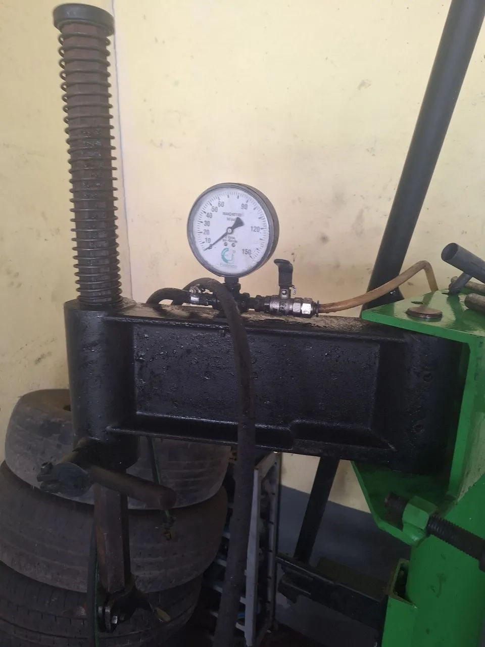 Máquina de desmontar pneus  - Foto 4