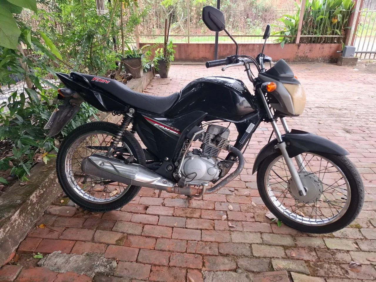 Vendo Fan125i - Bem conservada