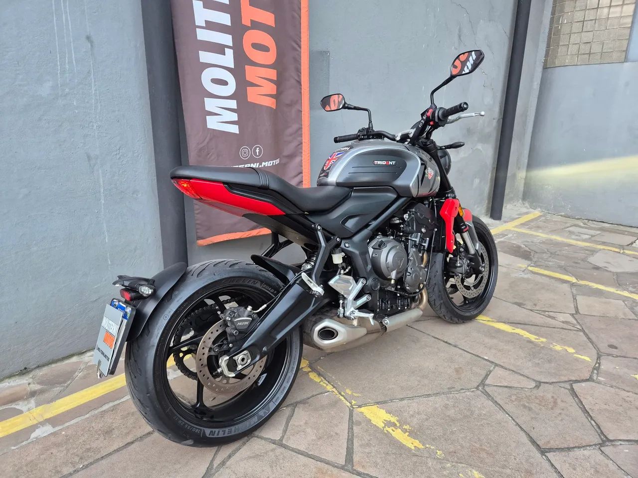 tdfブラック36 Triumph 1200 Rally Black Edition 2026 - 1496484318 | OLX