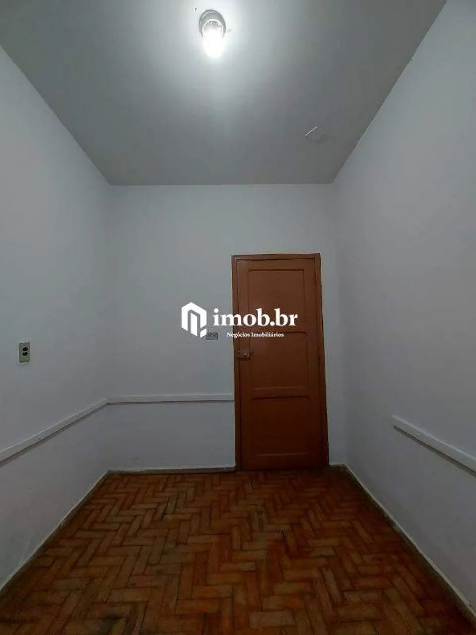 Kitnet para locação no Centro com sala e quarto - Foto 4
