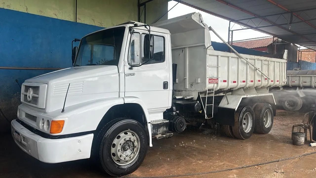 MB1620 caçamba 