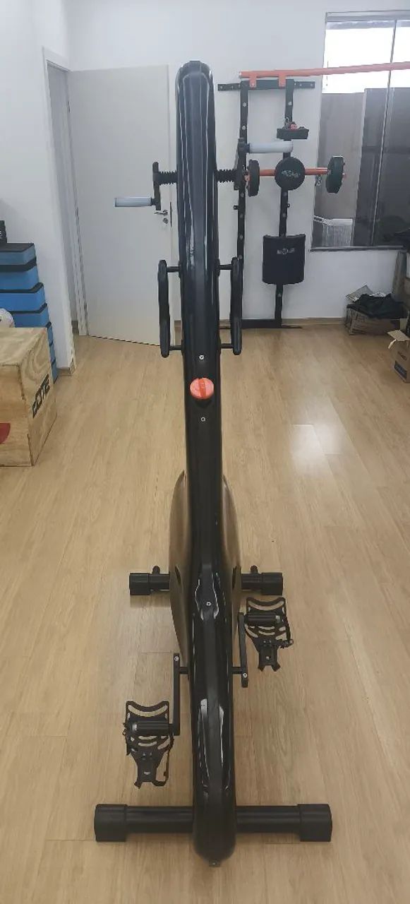 AEROBIKE R8 - Foto 3