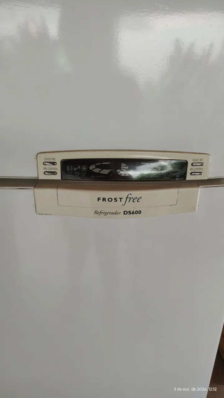 Vendo Geladeira Eletrolux DS600 - Foto 4
