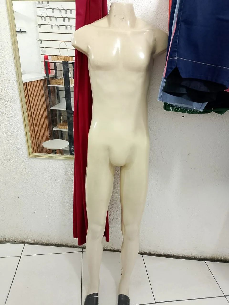 Manequins plus 180,00 e 250  para destaque  das suas roupas com plasticidade e garantia  - Foto 2