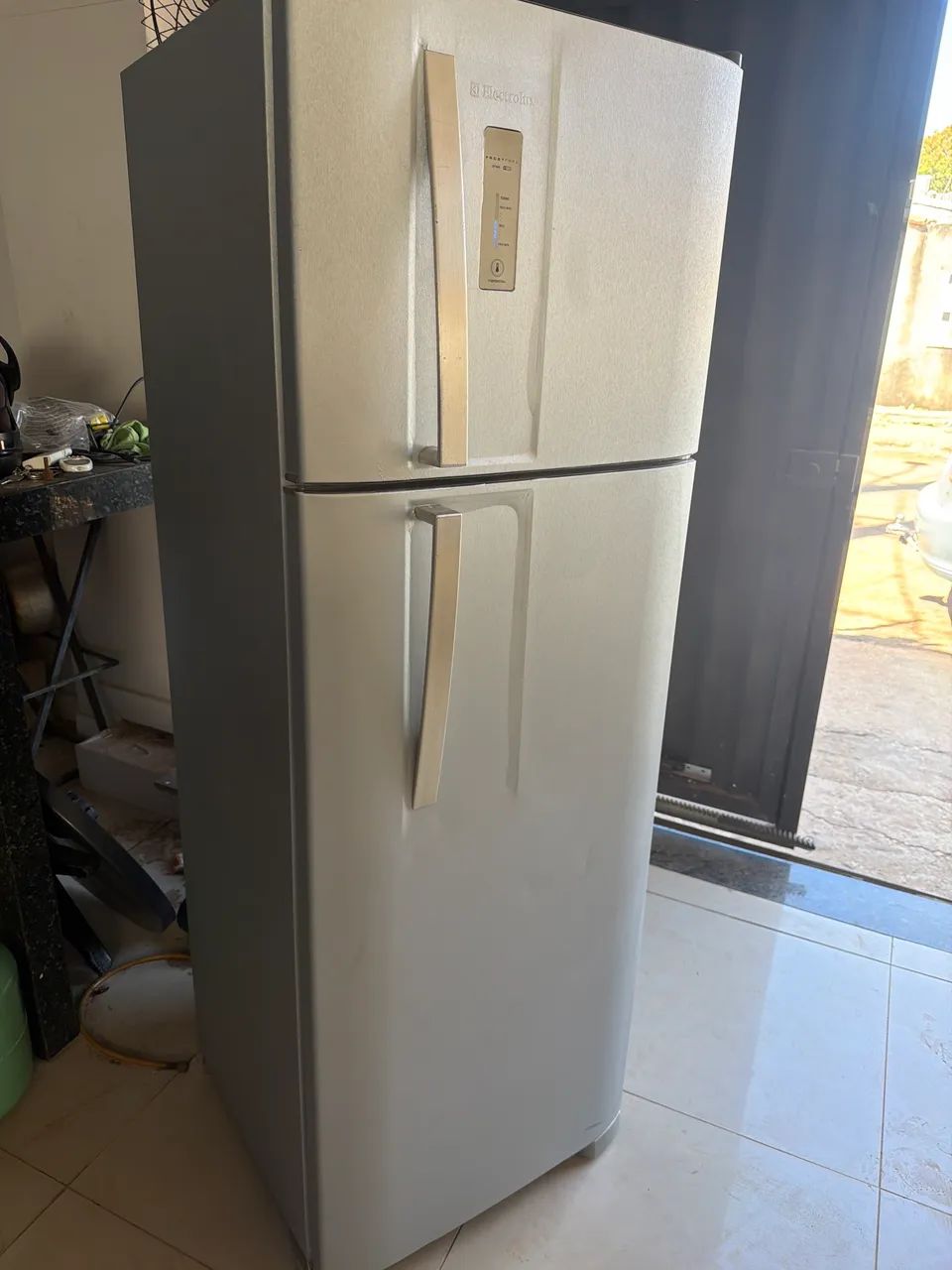 Geladeira eletrolux df36