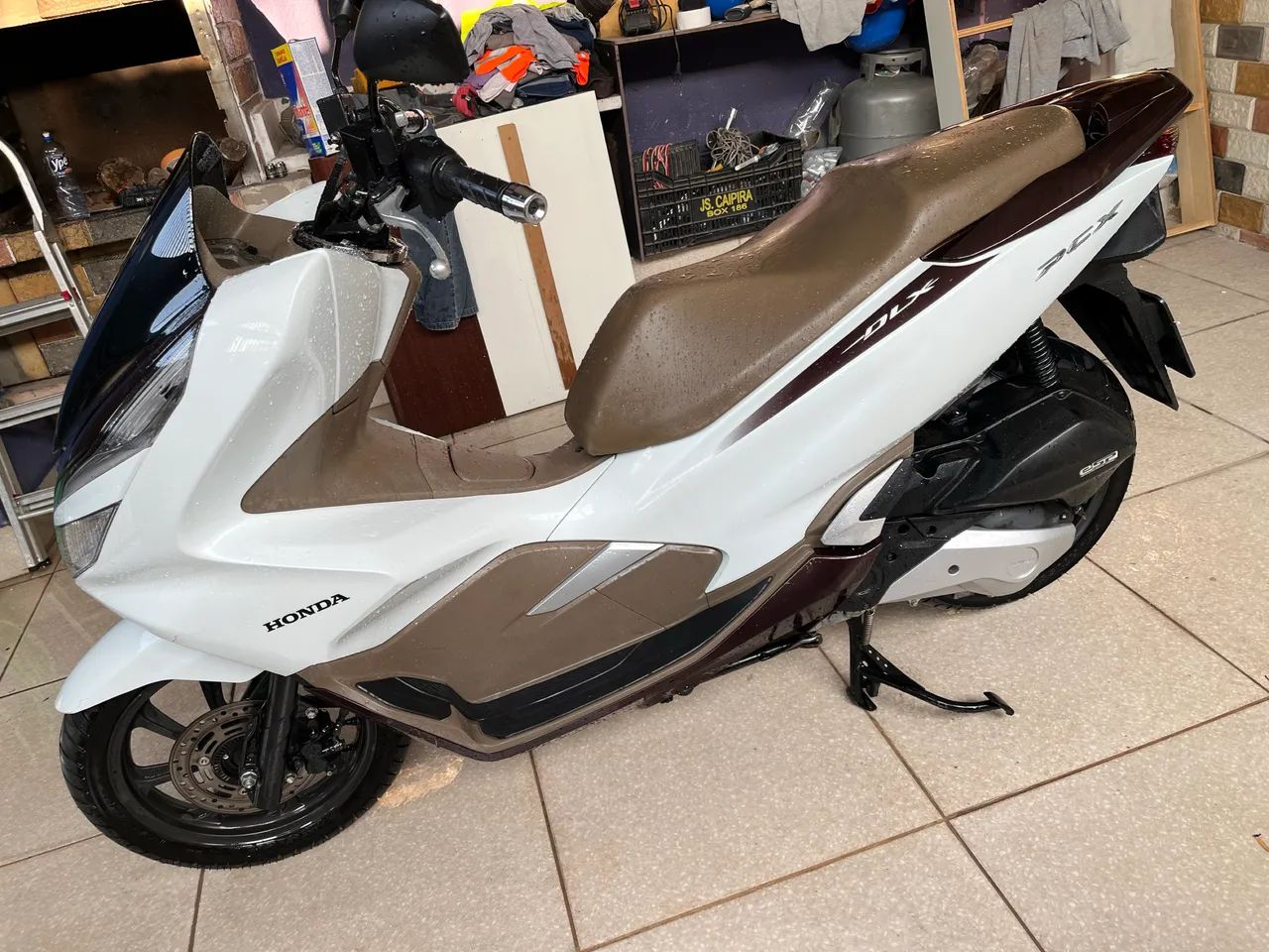 PCX DLX 2021 - Foto 2
