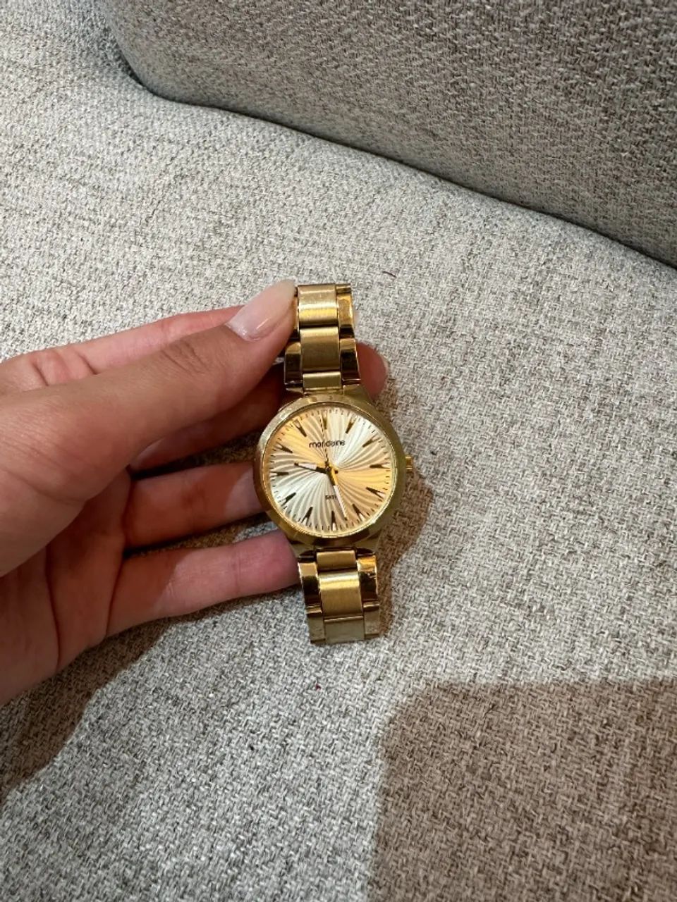 Relógio Mondaine Dourado