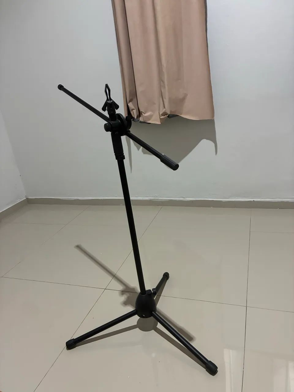 Pedestal  de celular e microfone , - Foto 2