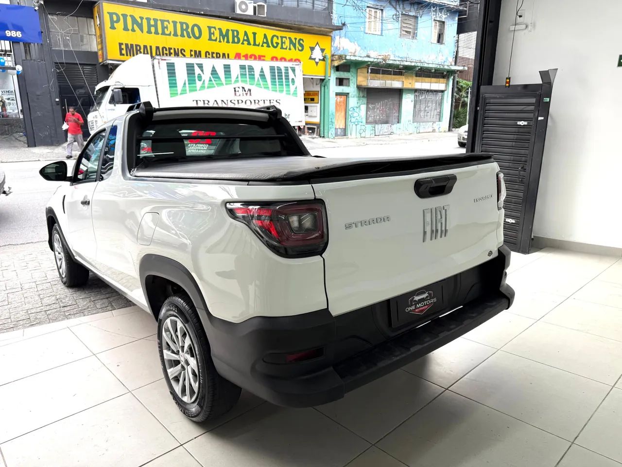 Fiat Strada Endurance 1.4 Flex 8V CS Plus 2023 - Foto 4