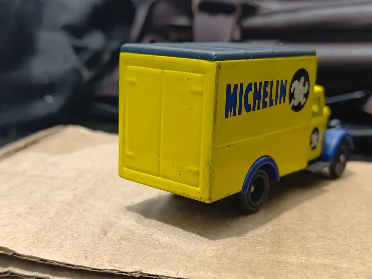 Miniatura caminhão Corgi - Foto 4