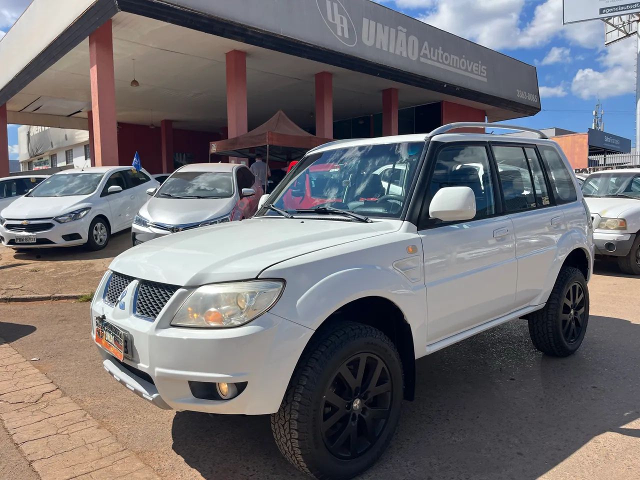 Mitsubishi Pajero 2012