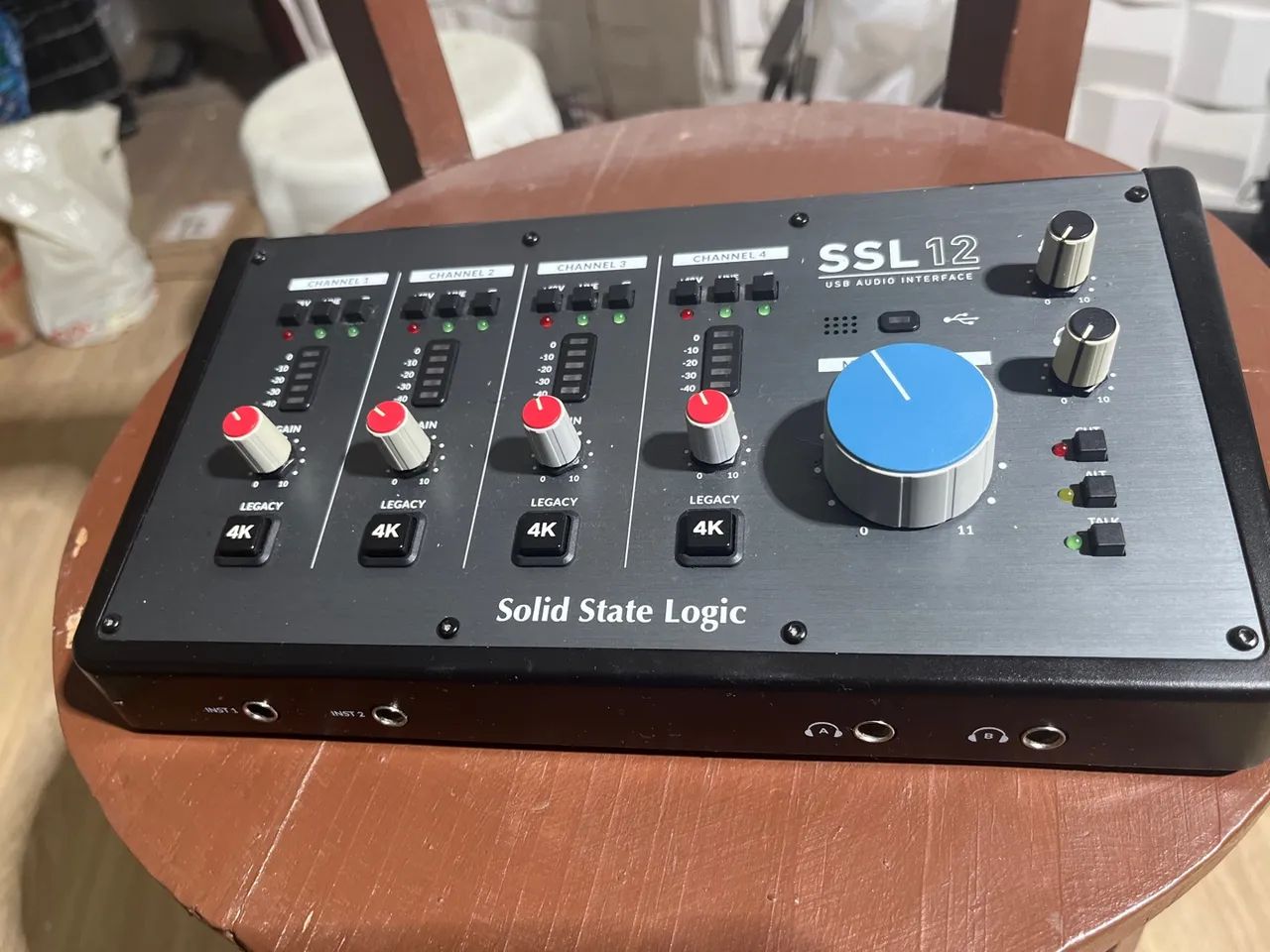 Interface de Áudio SSL12 baixei 2500