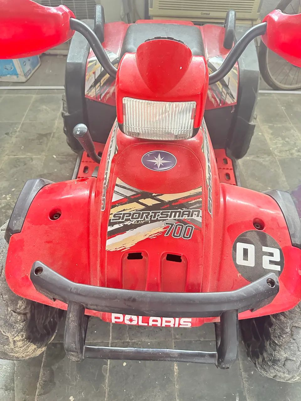 2 Quadriciclos Peg Perego 
