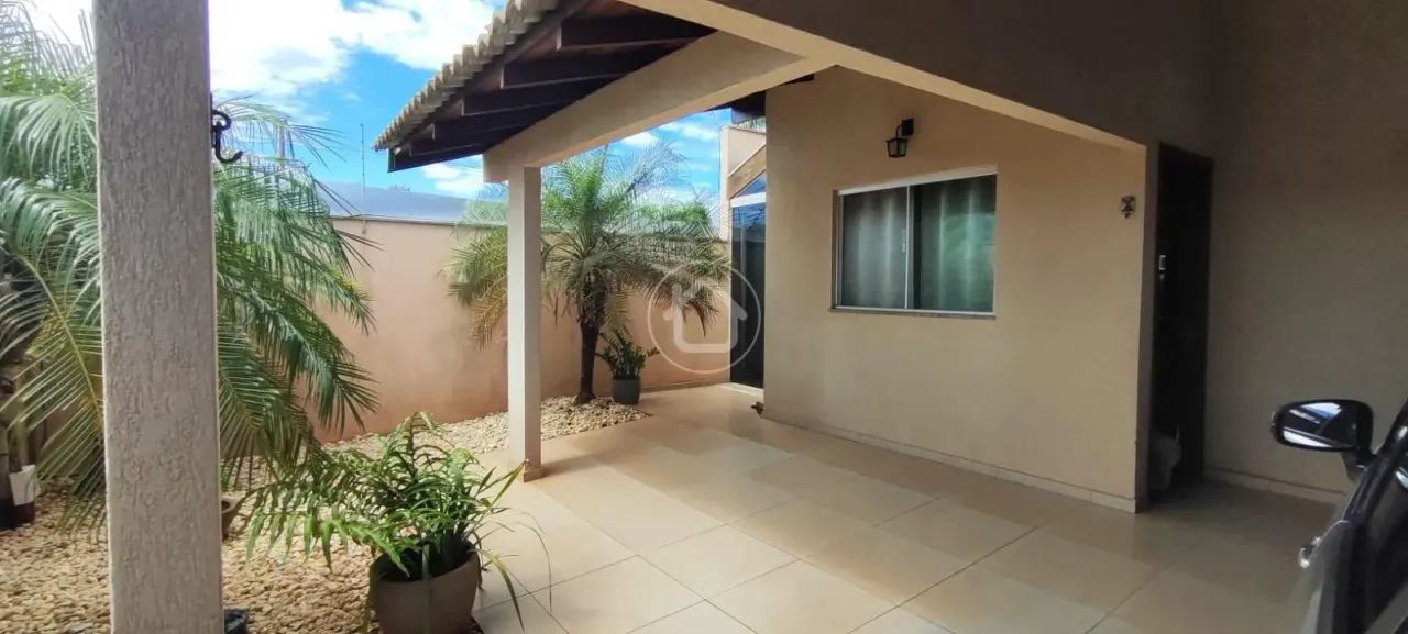 CASA PRÓXIMO A UFMS