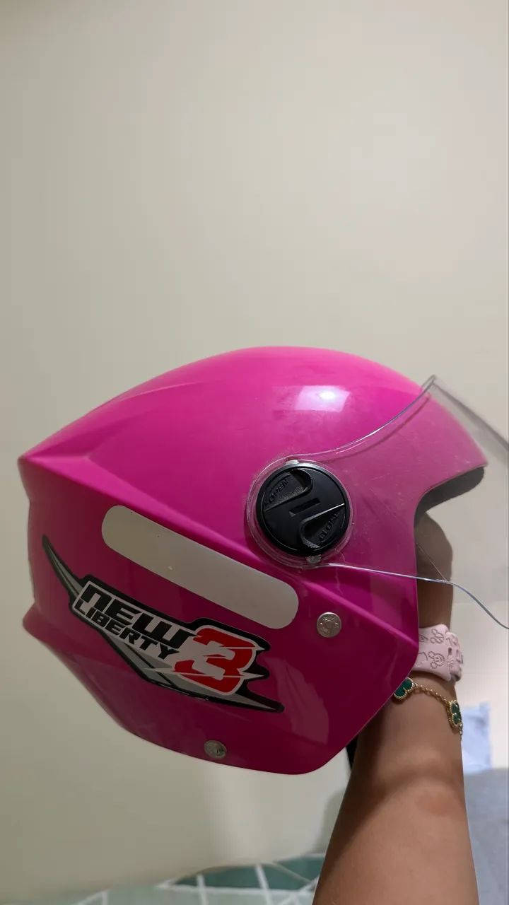 Capacete rosa