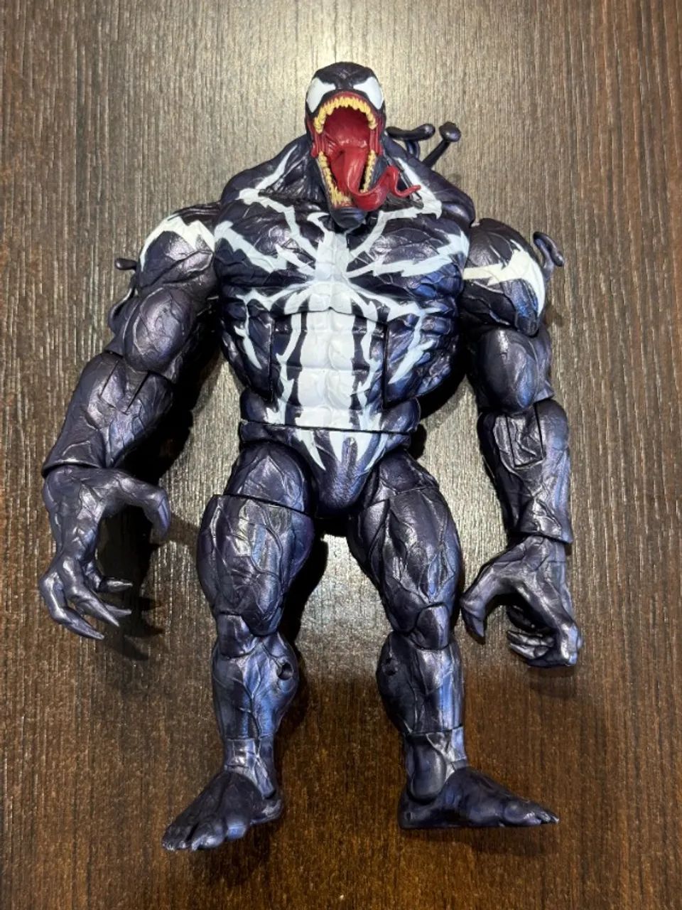 MARVEL LEGENDS MONSTER VENOM BAF COMPLETO 