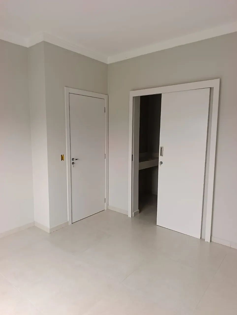 Casa Alto Aririu com 3 quartos - com uma suíte - Foto 3