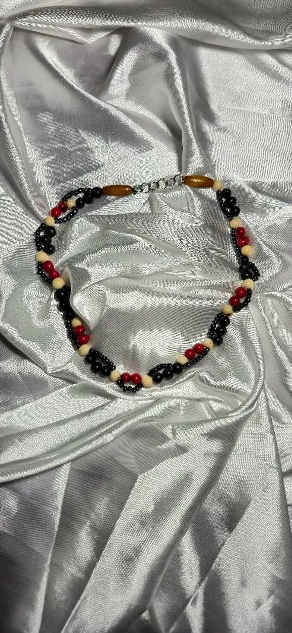 Colar borboleta castanha vermelha  - Foto 3