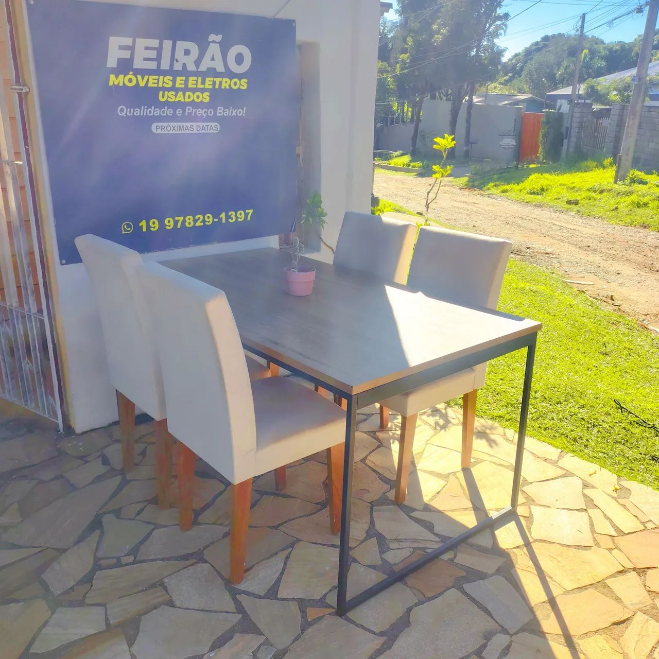MESA DE JANTAR COM 4 CADEIRAS  - Foto 5