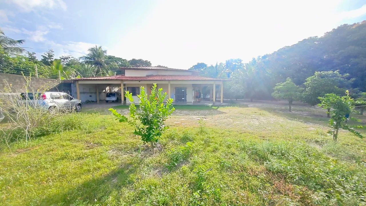 Chácara de 2475m² com acesso asfaltado no Araçagy 