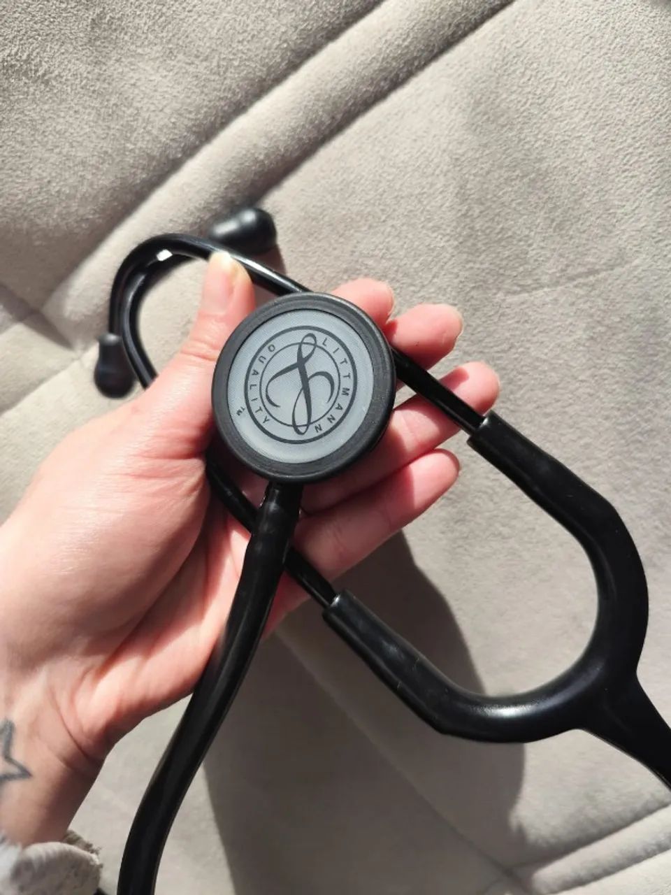 Estetoscópio Littmann Classic III - BLACK EDITION - Foto 3
