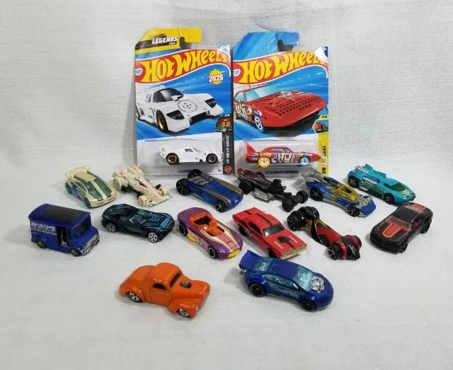 Miniaturas HotWheels, Matchbox e Diecast 1/64 (variação 1)