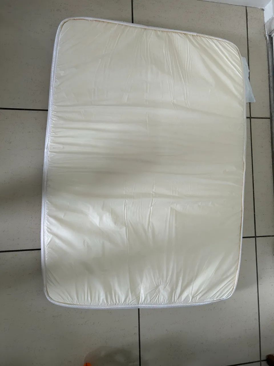 Vendo Colchão para berço portátil - Foto 3