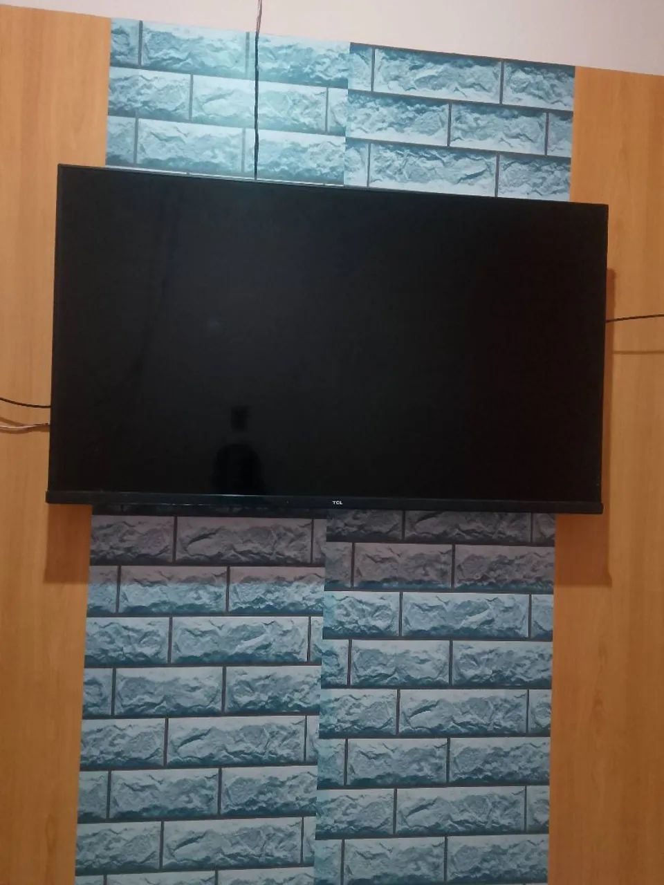 Vendo tv TCL 39 polegadas, tem concerto recupecao de tela... - Foto 2