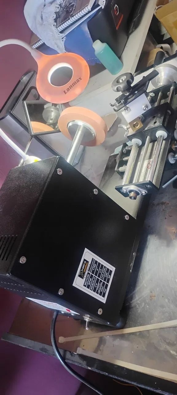 Máquina afiar alicates de cutícula PRATIKA - Foto 2