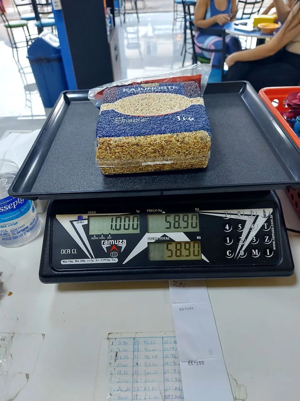 balança digital comercial de precisão da marca Ramuza, modelo DCR CL