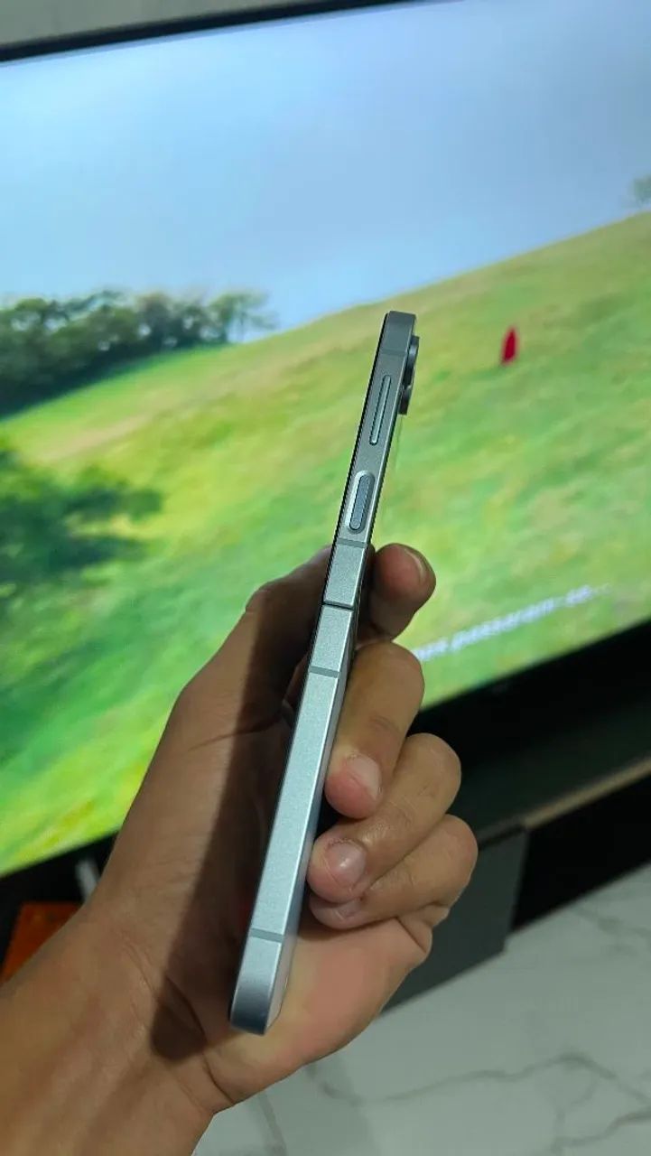 Galaxy Z Flip 6 - Foto 3