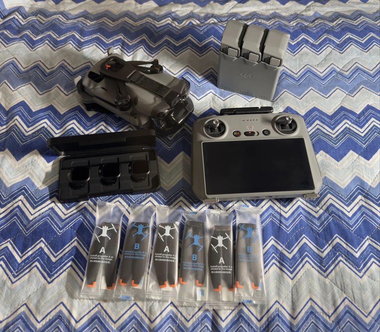 DJI Mini 5 Pro Fly More Combo Plus RC 2 - Completo | Estado de Novo - Foto 2