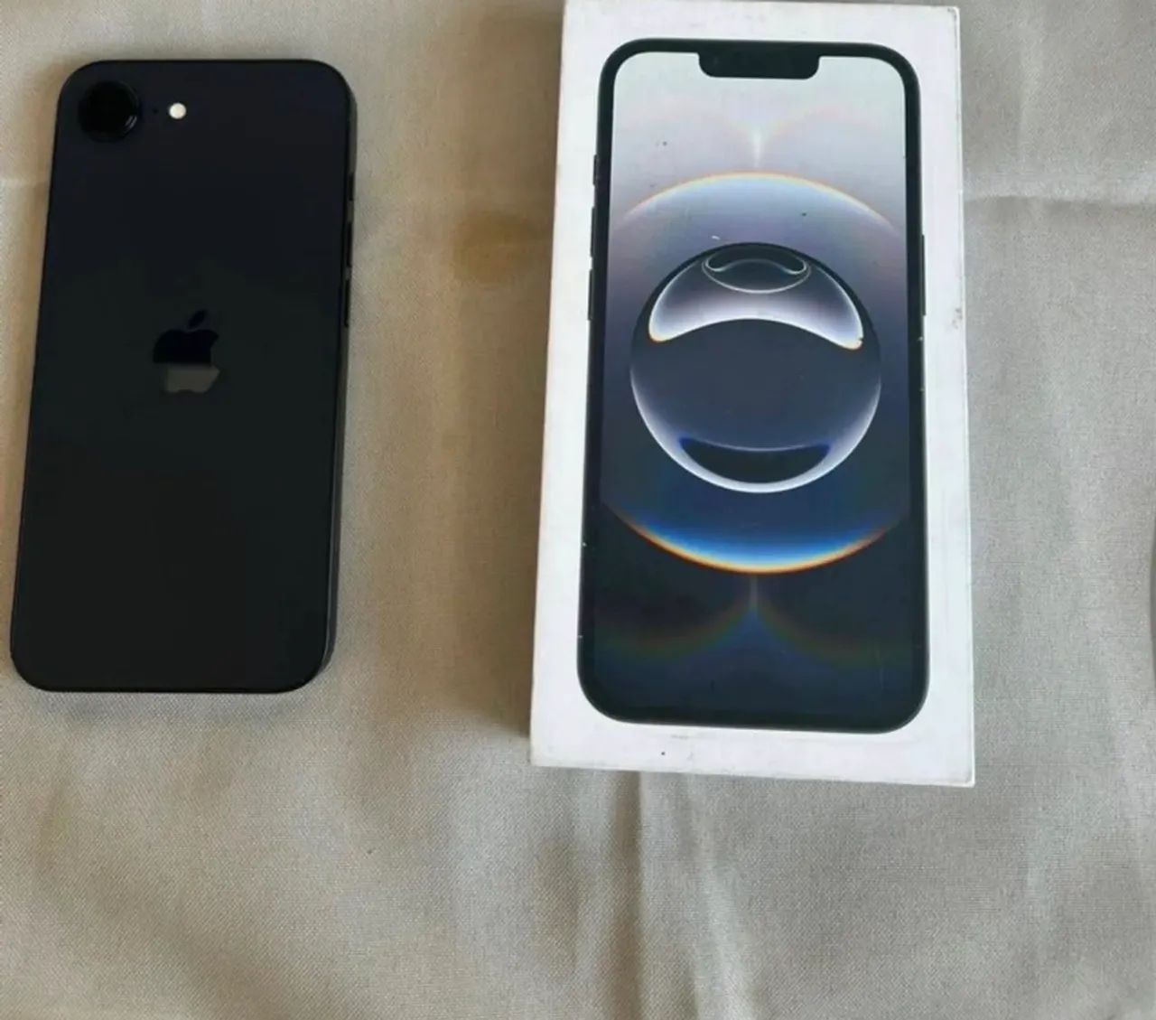 iPhone 16e 256GB Excelente Estado - Foto 3