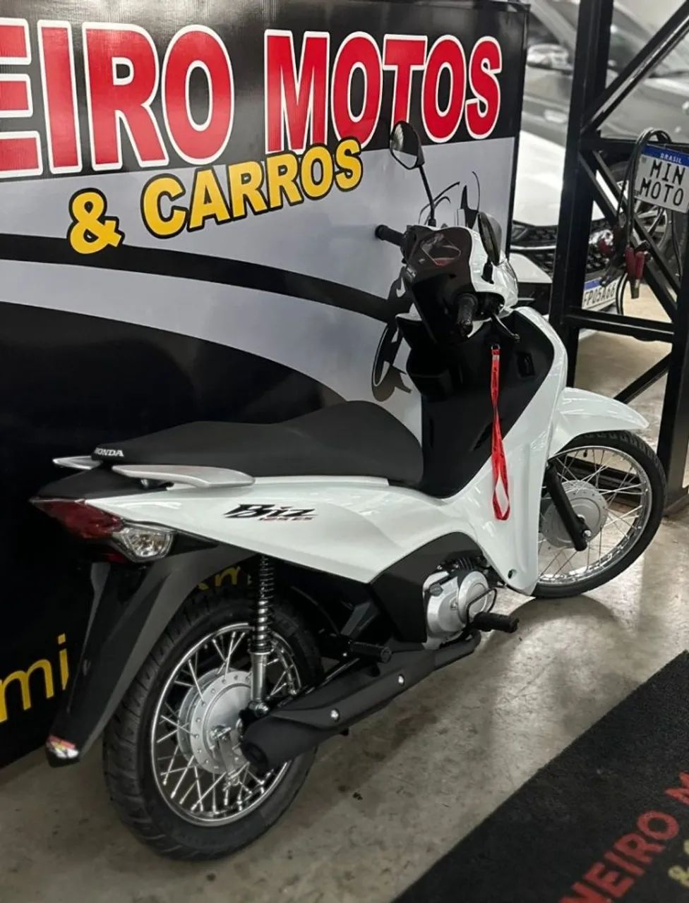 BIZ 125/125i Flex - Foto 3
