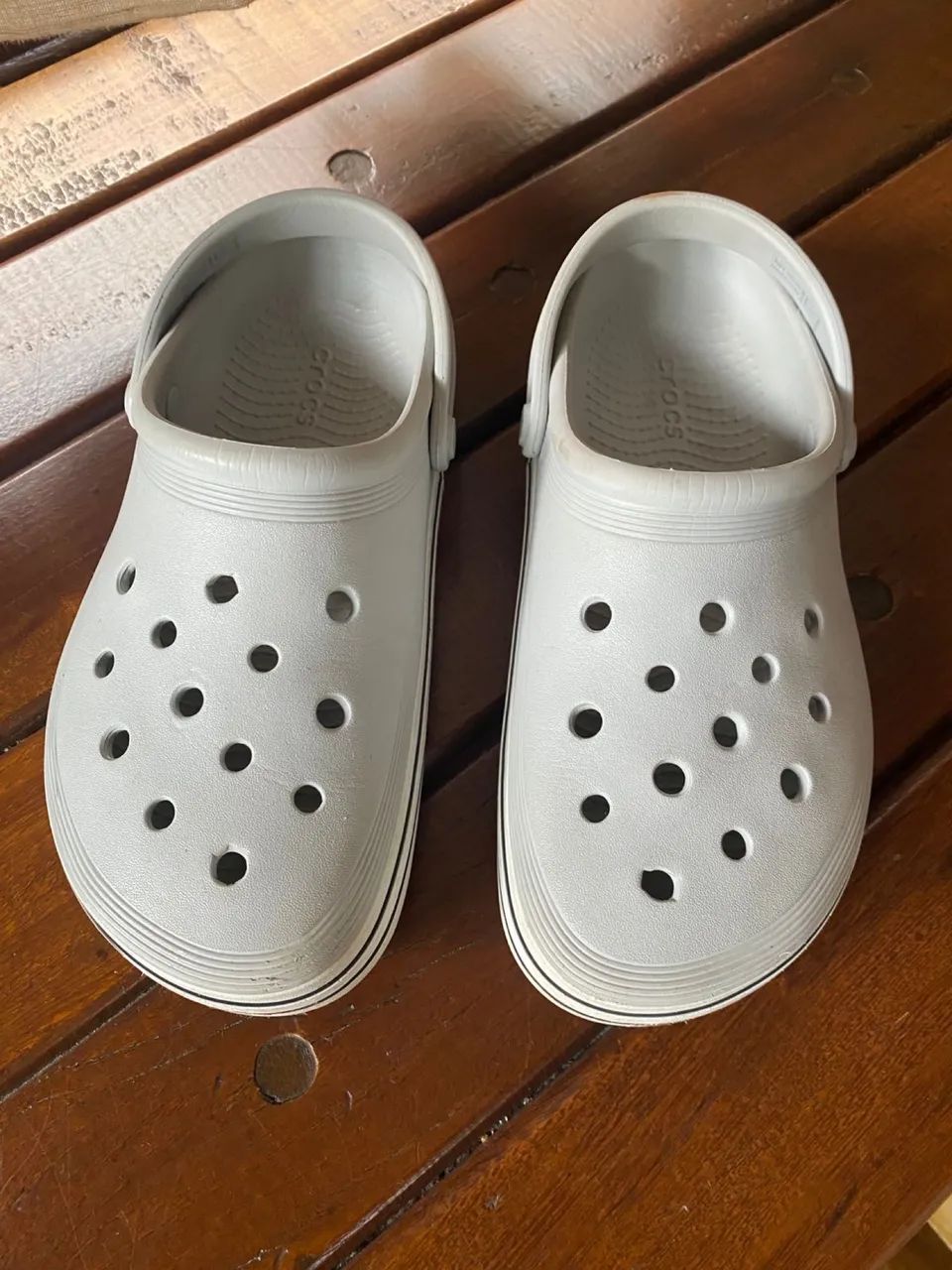 Crocs Original Cinza - Tamanho 38/39 | Excelente Estado