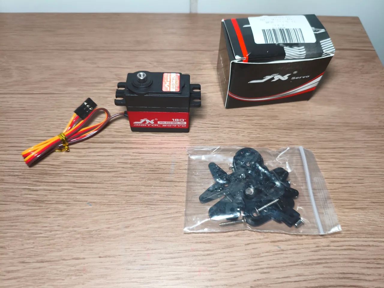 Servo motor digital PDI-6221MG-180 - Foto 2