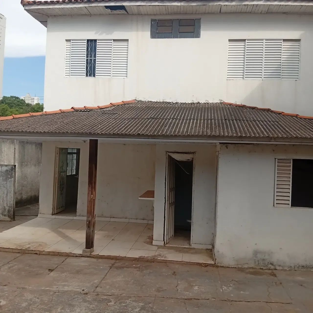 casa comercial av Filinto milher