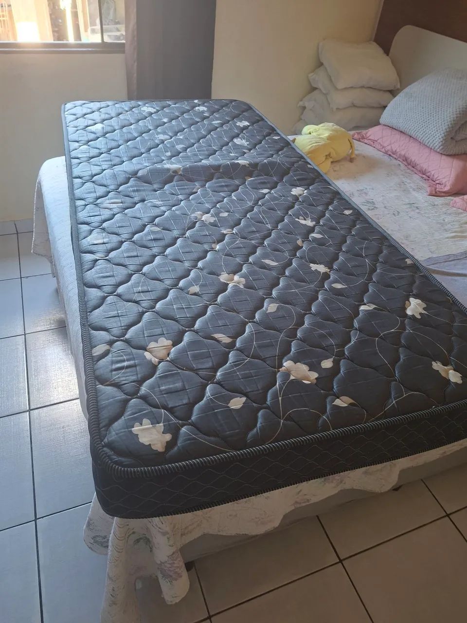 Vendo colchão solteiro  - Foto 4
