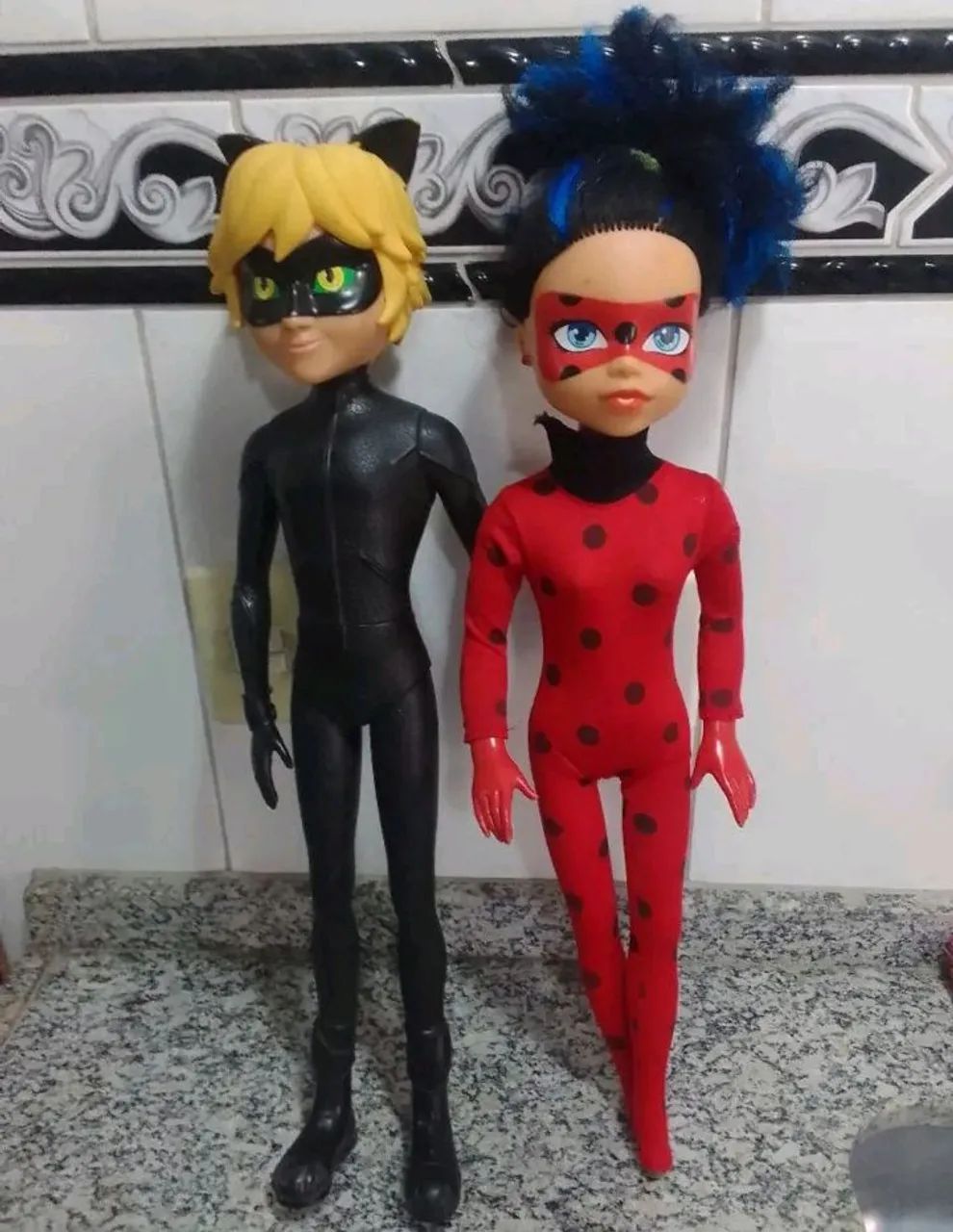 Duas Bonecas de 55 Cm.