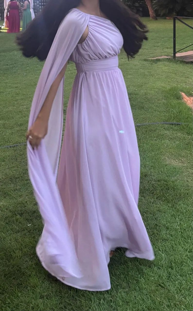 Vestido lavanda/lilás com capa - Foto 3